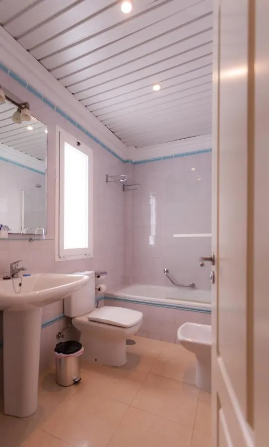 Apartamentos Marina Turquesa Nerja Apartment
